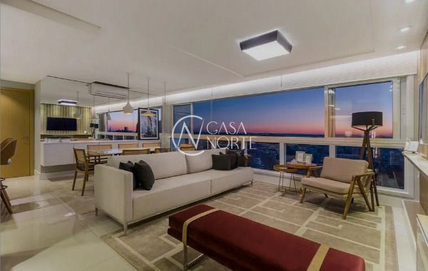 Apartamento à venda com 3 quartos, 126m², 3 suítes, 2 vagas, Rua Curvelo no bairro Petrópolis em Porto Alegre