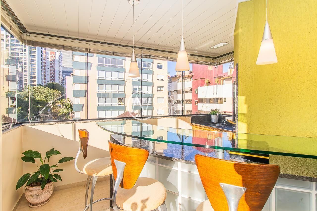 Apartamento à venda com 3 quartos, 113m², 1 suíte, 2 vagas, Rua Doutor Freire Alemão no bairro Mont Serrat em Porto Alegre