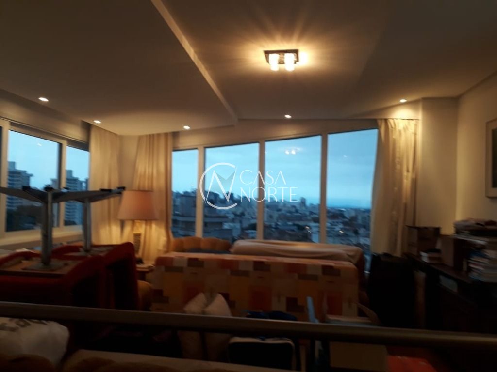 Cobertura à venda com 2 quartos, 125m², 2 suítes, 2 vagas, Rua Marcelo Gama no bairro Higienópolis em Porto Alegre