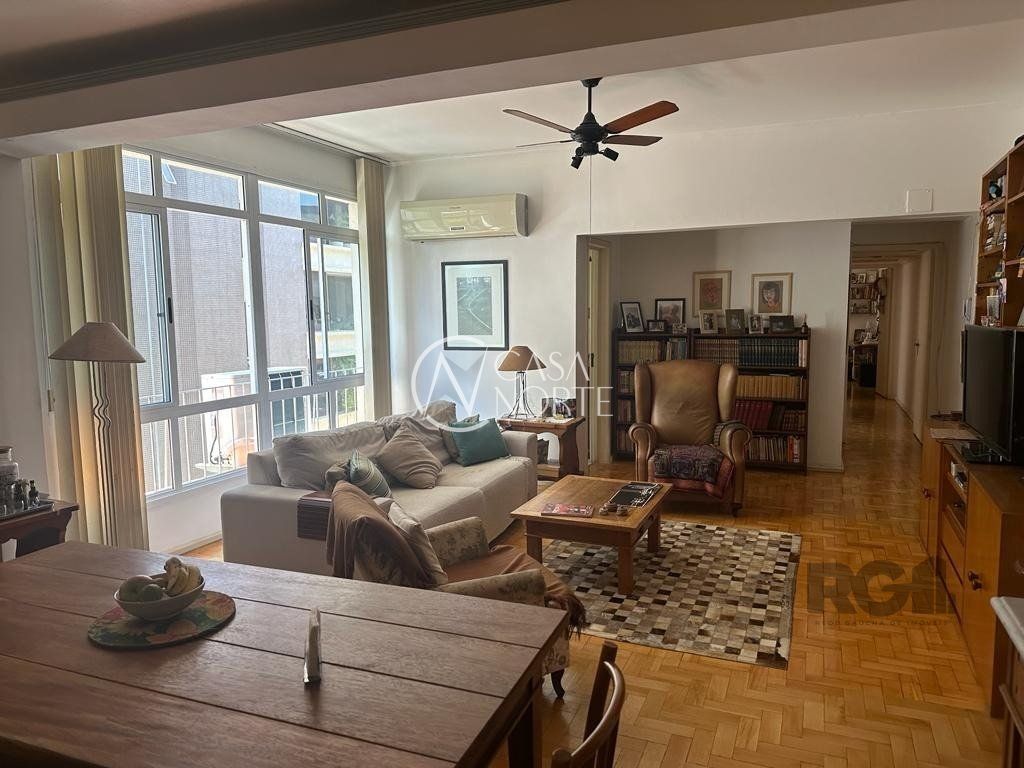 Apartamento à venda com 3 quartos, 110m², 1 suíte, 1 vaga, Rua Doutor Vale no bairro Floresta em Porto Alegre