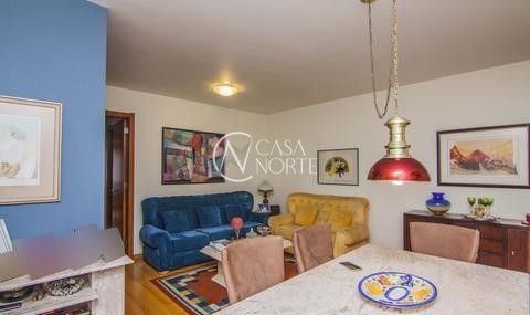 Apartamento à venda com 3 quartos, 91m², 1 suíte, 1 vaga, Avenida Getúlio Vargas no bairro Menino Deus em Porto Alegre