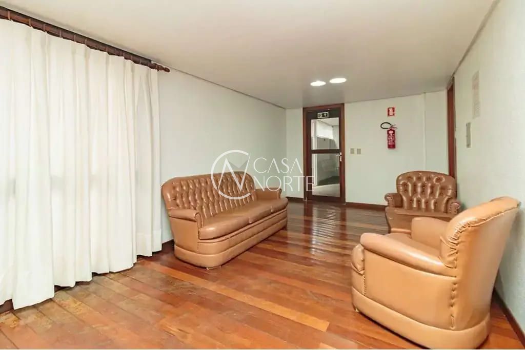 Apartamento à venda com 3 quartos, 138m², 1 suíte, 1 vaga, Rua Miguel Tostes no bairro Rio Branco em Porto Alegre