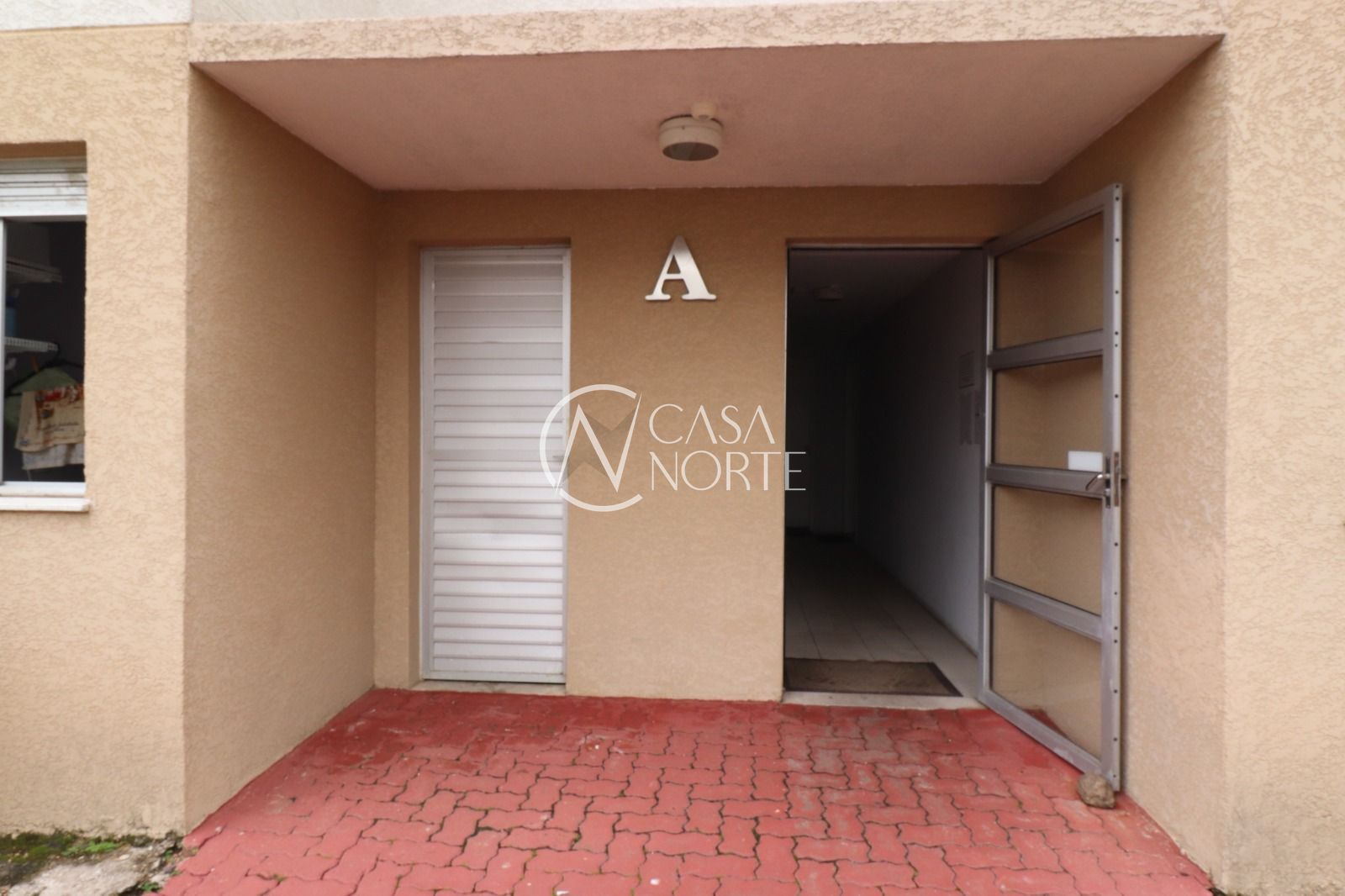 Apartamento à venda com 2 quartos, 47m², 1 vaga, Rua Gabriel Franco da Luz no bairro Sarandi em Porto Alegre