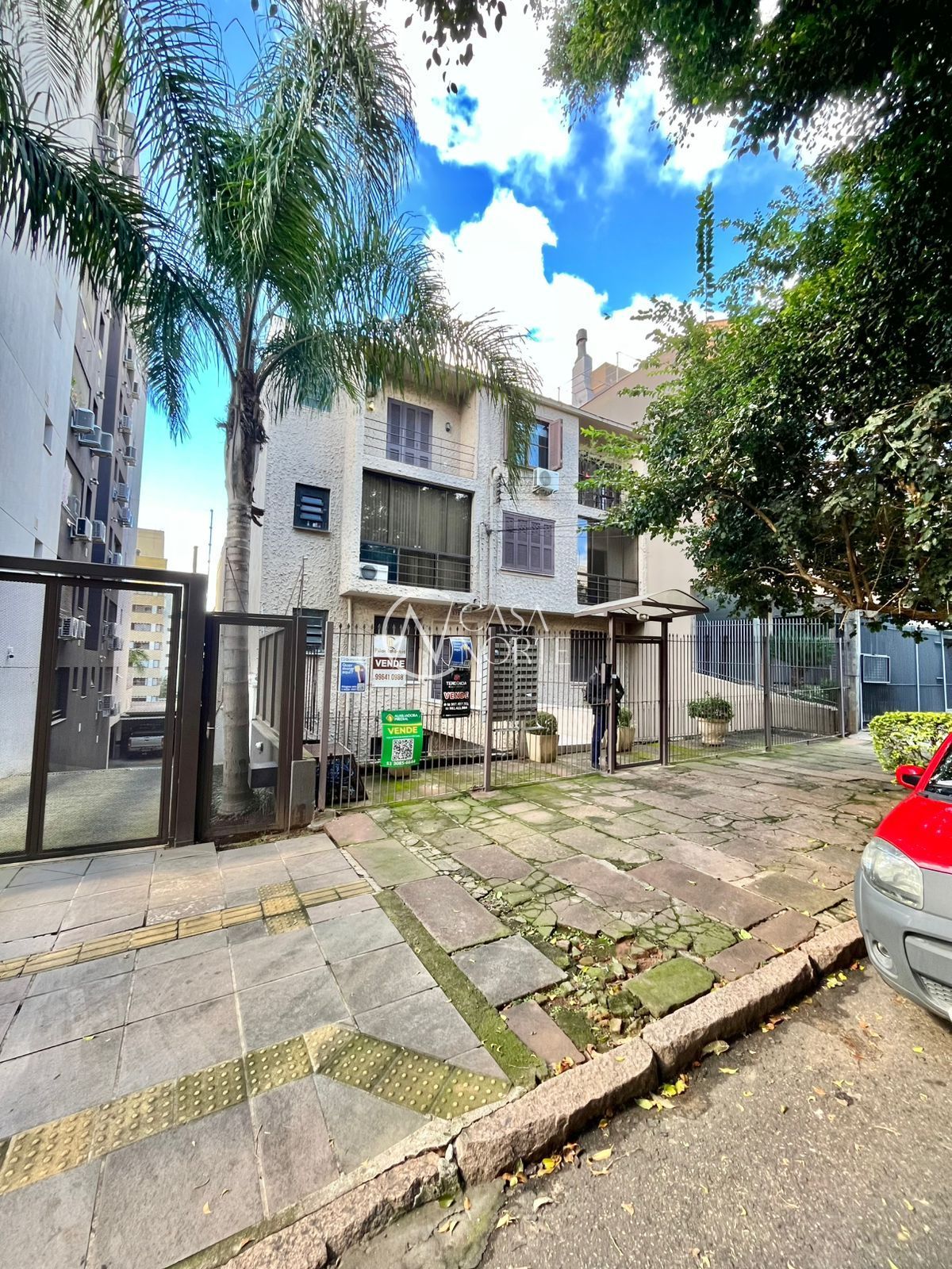 Apartamento à venda com 1 quarto, 46m², 1 suíte, Rua Luzitana no bairro Higienópolis em Porto Alegre