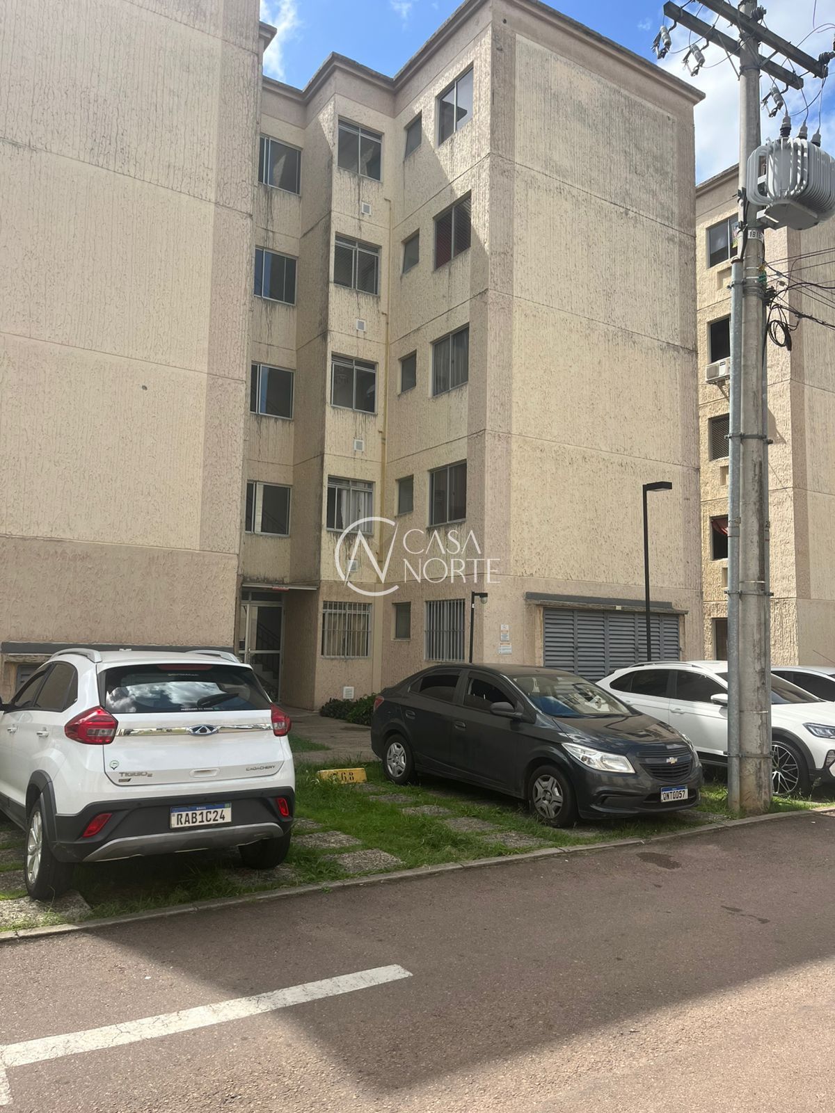 Apartamento à venda com 2 quartos, 40m², 1 vaga, Avenida Francisco Silveira Bitencourt no bairro Sarandi em Porto Alegre