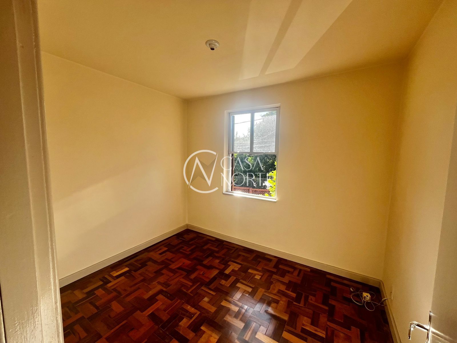 Apartamento à venda com 2 quartos, 51m², 1 vaga, Rua Veranópolis no bairro Passo da Areia em Porto Alegre