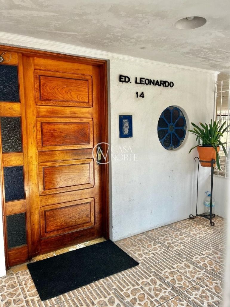 Apartamento à venda com 2 quartos, 65m², 1 vaga, Rua Sorocaba no bairro Passo da Areia em Porto Alegre