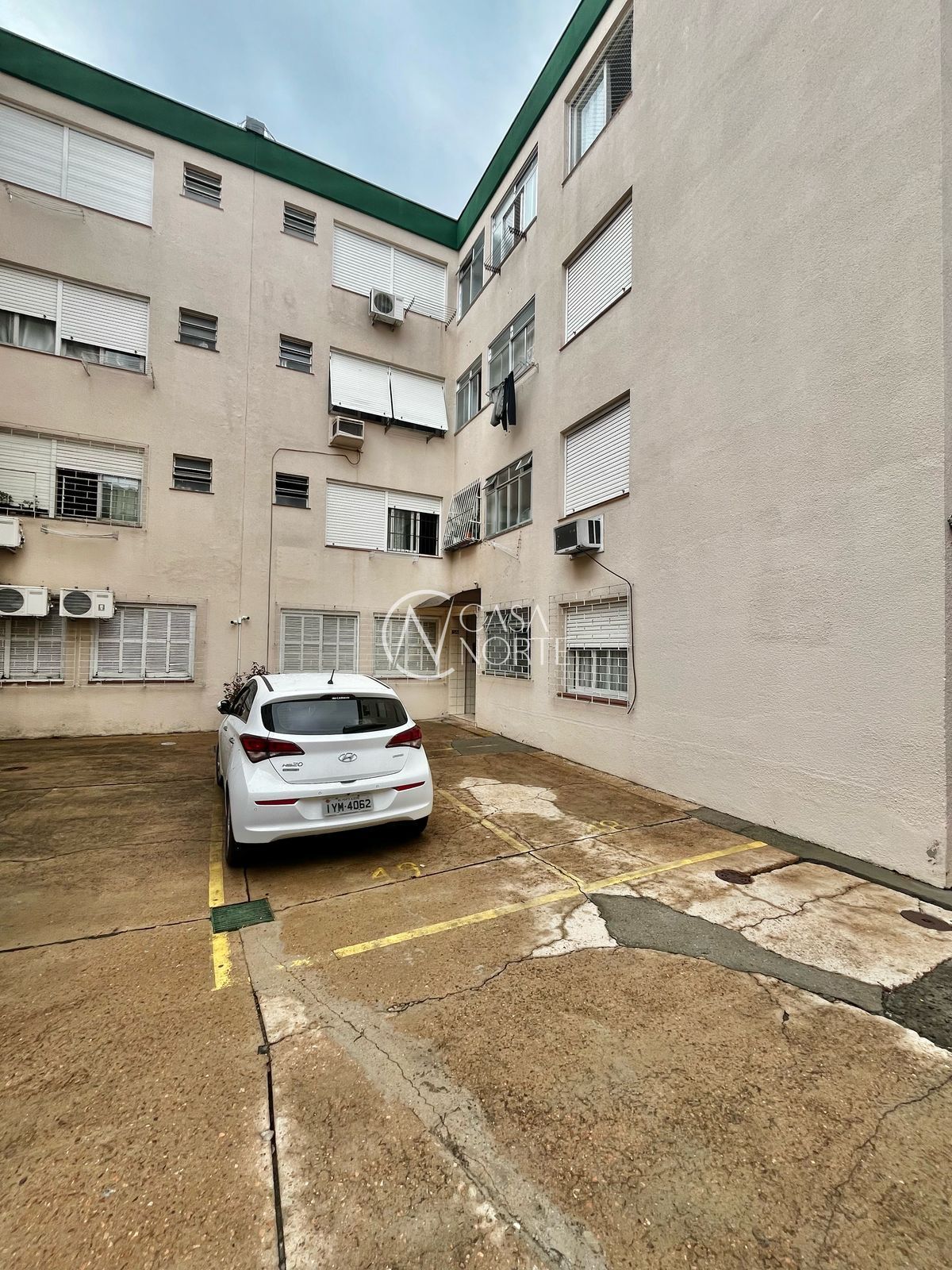 Apartamento à venda com 1 quarto, 42m², Rua Umbú no bairro Passo da Areia em Porto Alegre