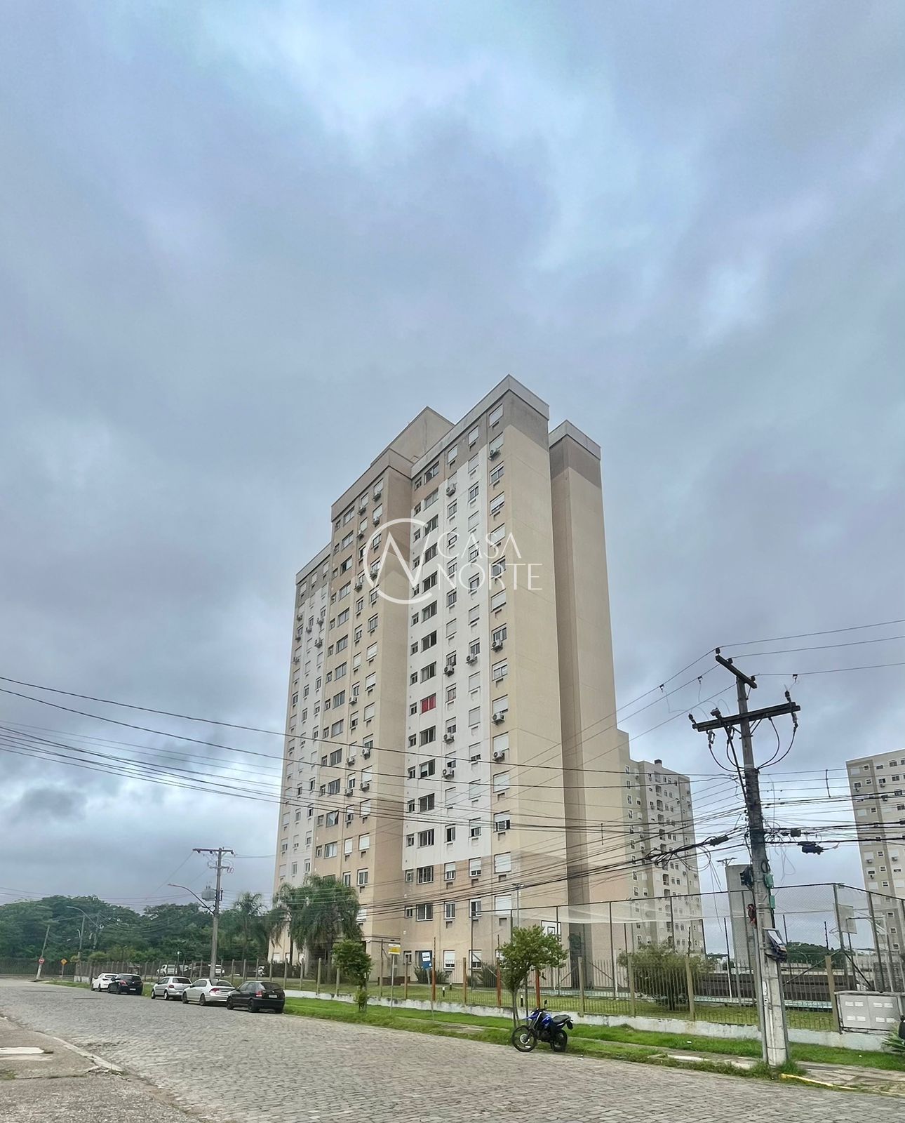 Apartamento à venda com 2 quartos, 50m², 1 vaga, Rua Irmão Félix Roberto no bairro Humaitá em Porto Alegre