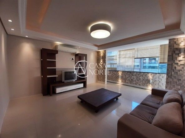 Apartamento à venda com 2 quartos, 94m², Rua Professor Juvenal Miler no bairro Santa Cecília em Porto Alegre