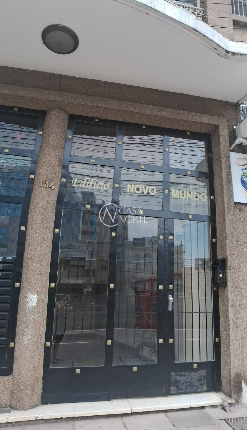 Sala Comercial à venda , 14m², Avenida Benjamin Constant - Até 620 - Lado Par no bairro São João em Porto Alegre