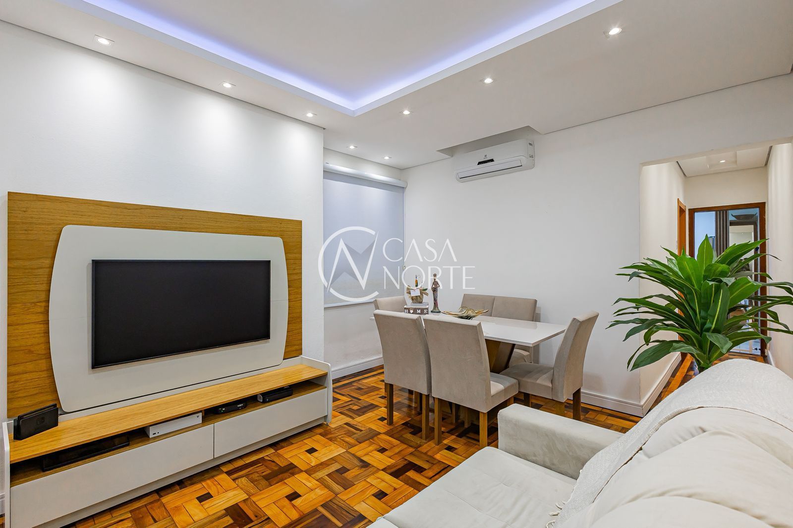 Apartamento à venda com 3 quartos, 69m², Rua Cândido Silveira no bairro Auxiliadora em Porto Alegre