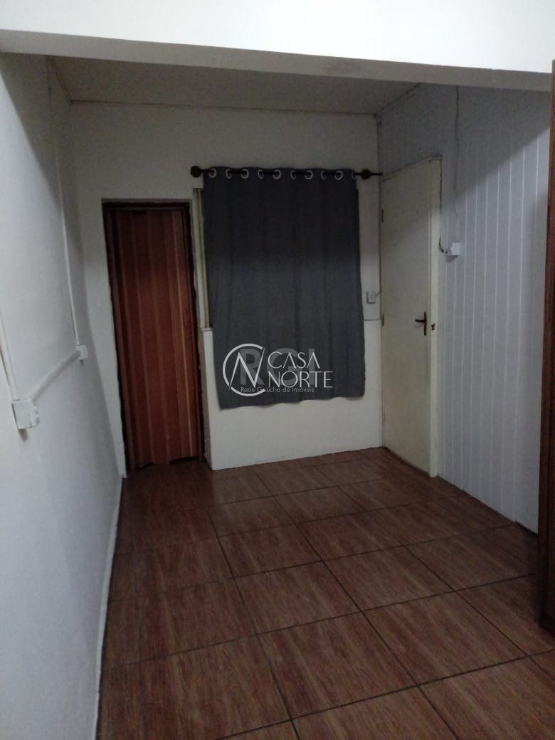 Casa à venda com 4 quartos, 136m², 1 vaga, Avenida Bento Gonçalves no bairro Agronomia em Porto Alegre