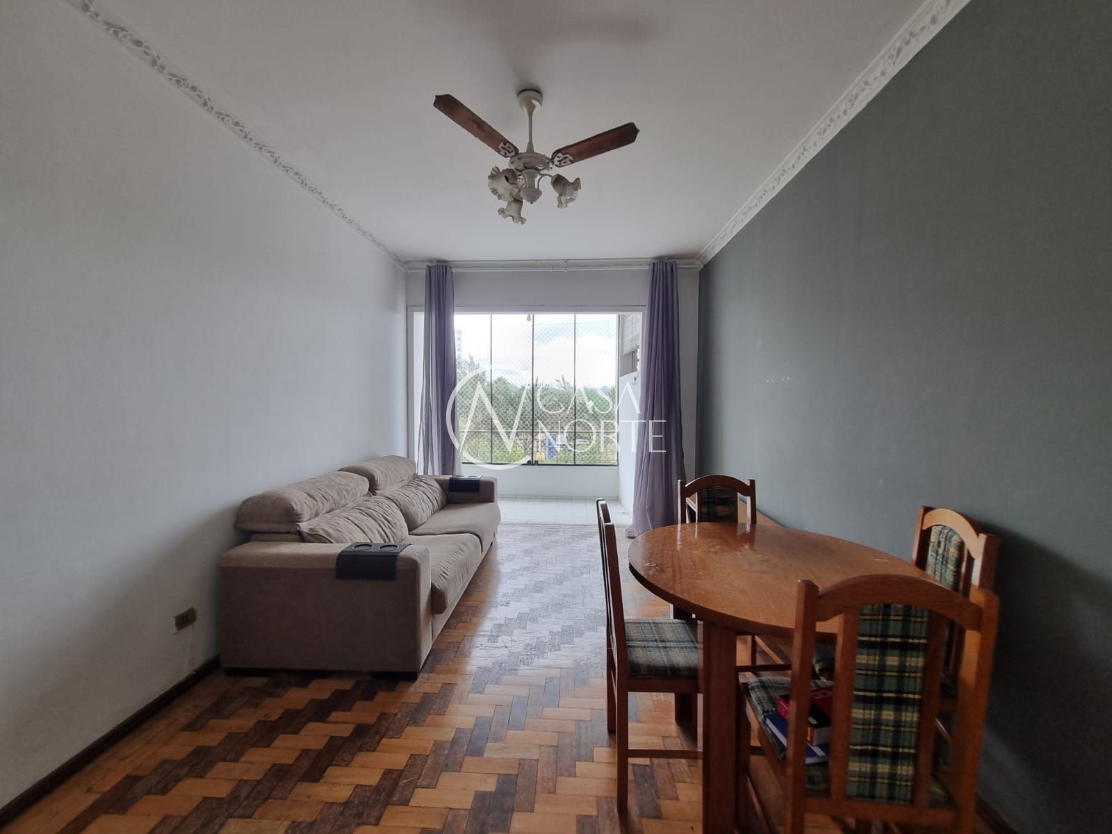 Apartamento à venda com 3 quartos, 87m², Avenida Professor Oscar Pereira no bairro Azenha em Porto Alegre