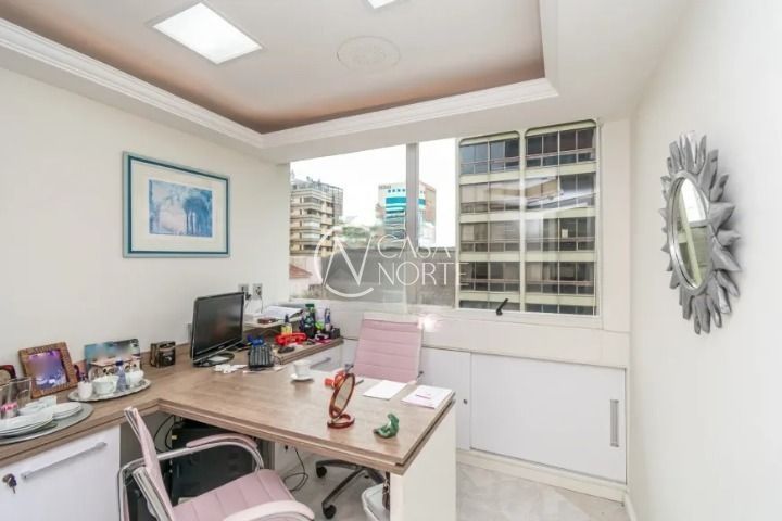 Sala Comercial à venda com 6 quartos, 150m², Rua Luciana de Abreu no bairro Moinhos de Vento em Porto Alegre