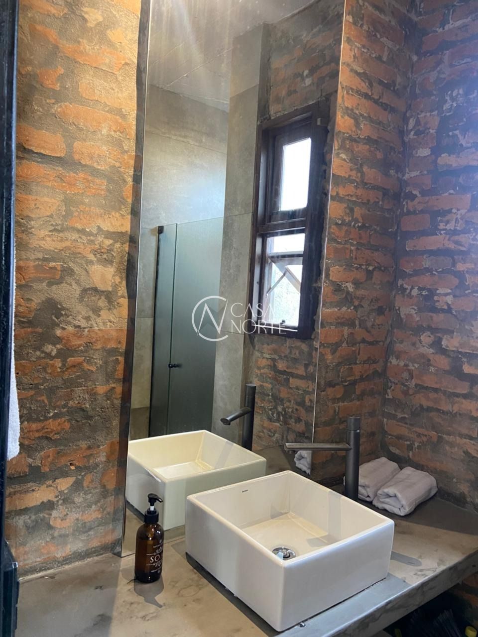 Apartamento à venda com 1 quarto, 46m², Rua Mariante no bairro Rio Branco em Porto Alegre