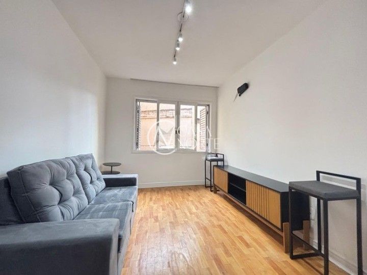 Apartamento à venda com 1 quarto, 41m², Avenida Borges de Medeiros no bairro Centro Histórico em Porto Alegre