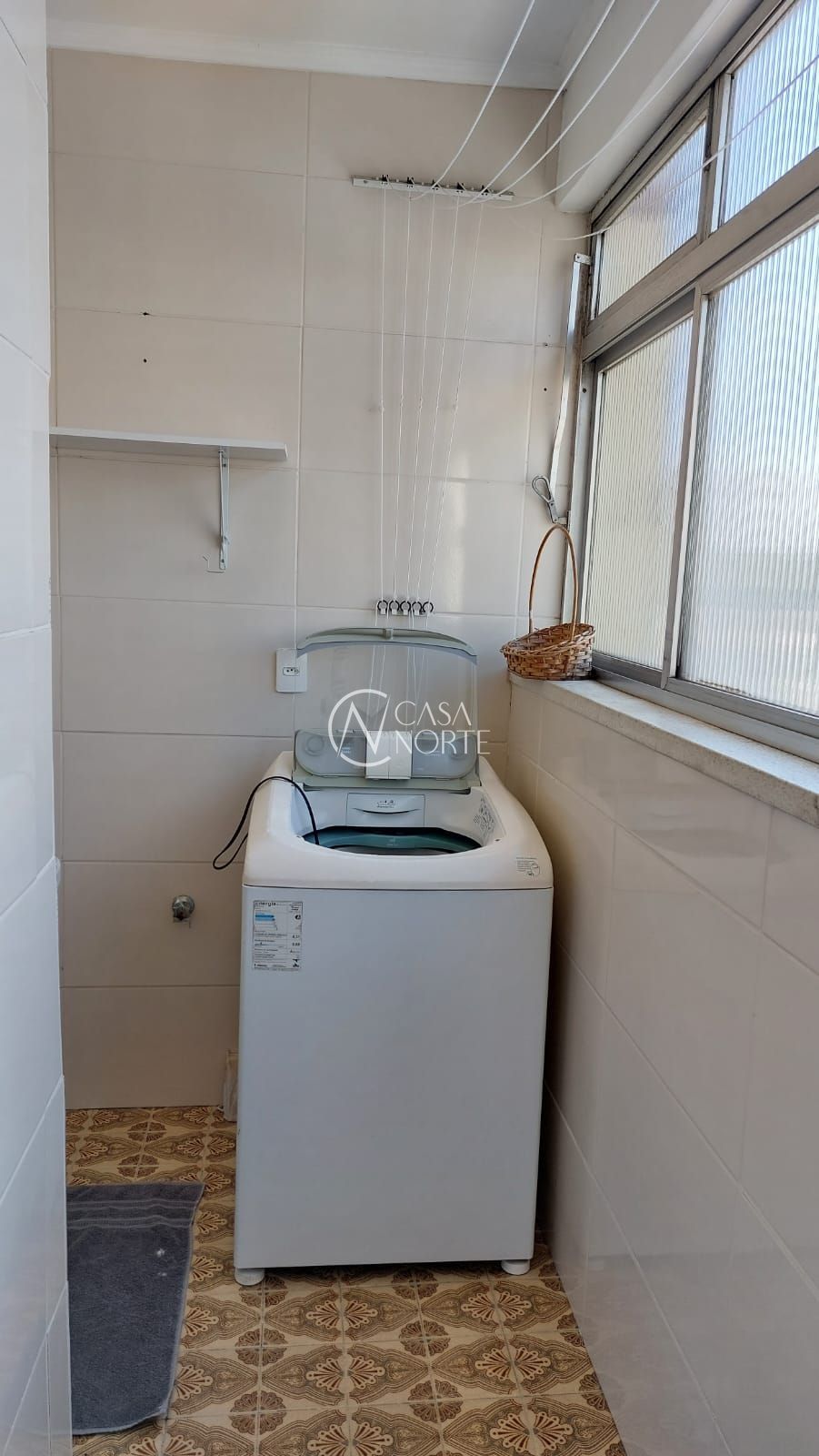 Apartamento à venda com 1 quarto, 32m², Rua Luzitana no bairro Higienópolis em Porto Alegre