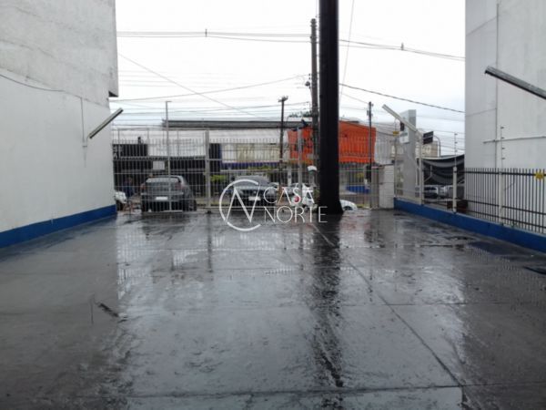 Terreno à venda  com 310m², Avenida Protásio Alves - de 3985 a 5059 - Lado Ímpar no bairro Bom Jesus em Porto Alegre