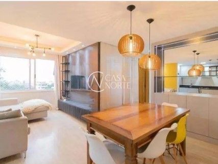 Apartamento à venda com 3 quartos, 74m², 1 suíte, 1 vaga, Rua Mariano de Matos no bairro Santa Tereza em Porto Alegre