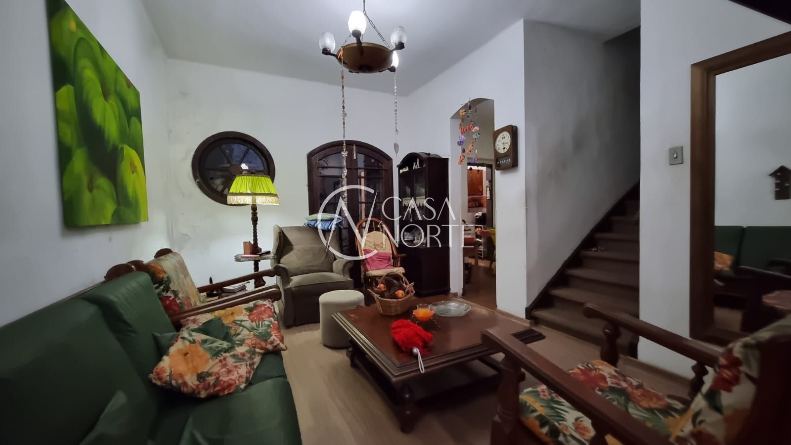 Casa à venda com 3 quartos, 120m², 1 vaga, Rua General Lima e Silva no bairro Azenha em Porto Alegre