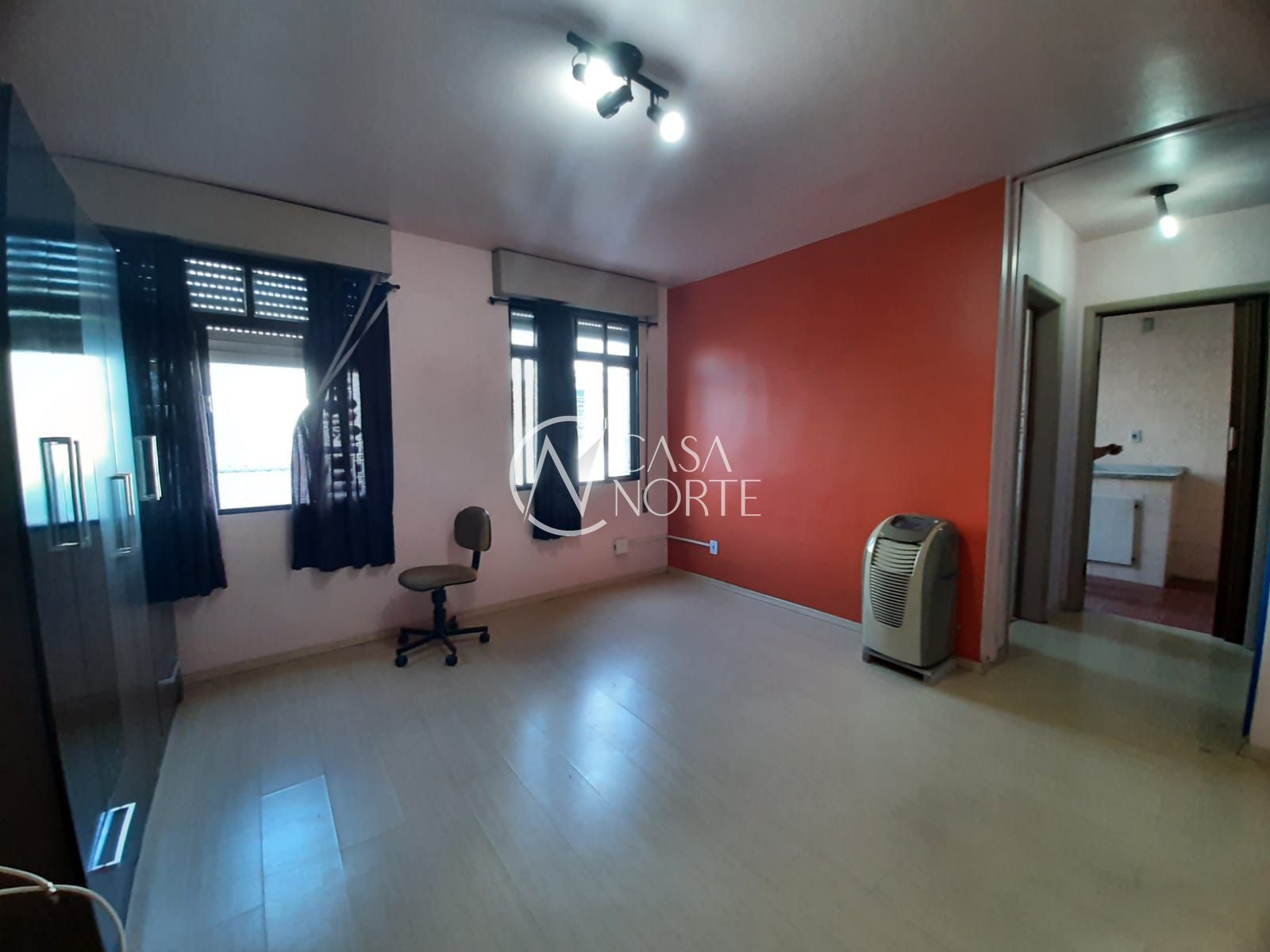 Apartamento à venda com 1 quarto, 36m², Avenida Bento Gonçalves no bairro Partenon em Porto Alegre