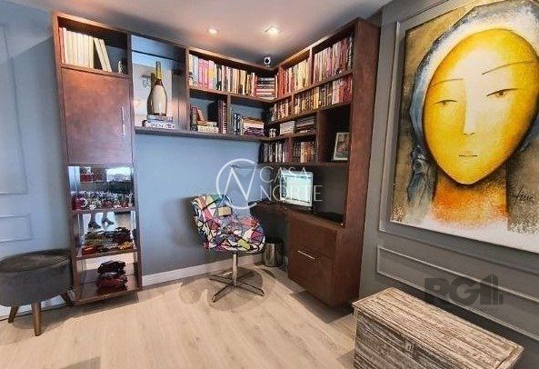 Apartamento à venda com 2 quartos, 82m², 1 suíte, 1 vaga, Avenida Polônia no bairro São Geraldo em Porto Alegre