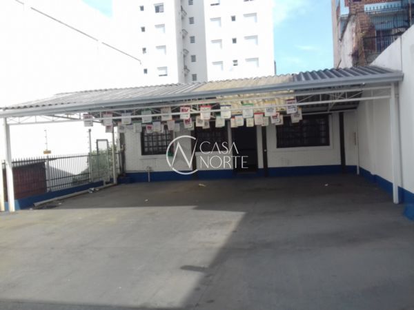 Terreno à venda  com 310m², Avenida Protásio Alves - de 3985 a 5059 - Lado Ímpar no bairro Bom Jesus em Porto Alegre