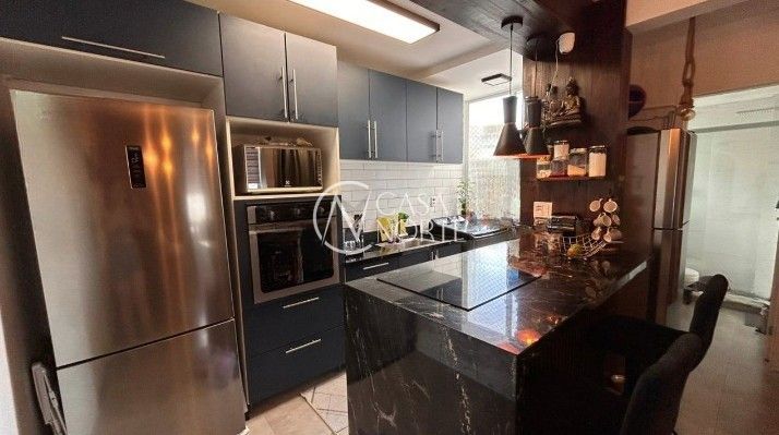 Cobertura à venda com 2 quartos, 79m², Rua Luiz de Camões no bairro Santo Antônio em Porto Alegre