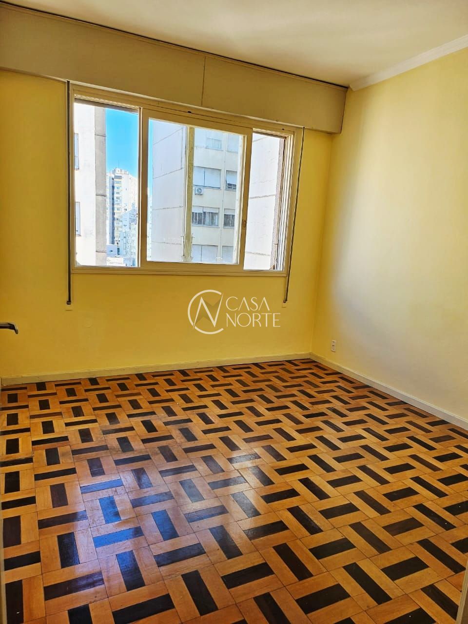 Apartamento à venda com 1 quarto, 44m², Rua dos Andradas no bairro Centro Histórico em Porto Alegre