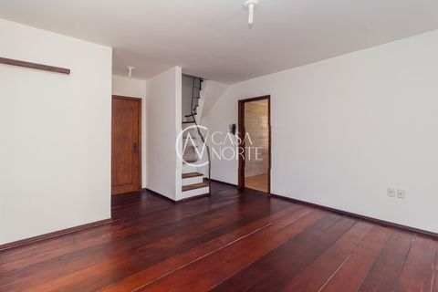 Cobertura à venda com 2 quartos, 125m², 2 vagas, Avenida Cristóvão Colombo no bairro Higienópolis em Porto Alegre