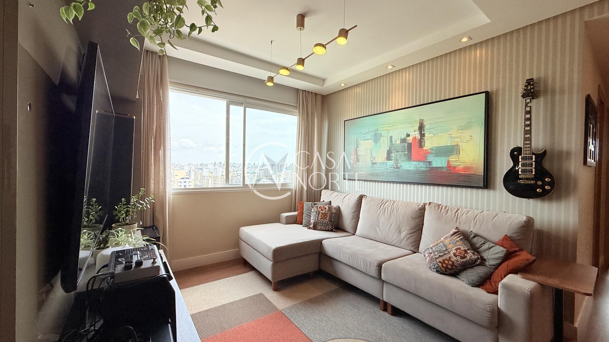 Apartamento à venda com 3 quartos, 78m², 1 suíte, 2 vagas, Rua Gomes Jardim no bairro Santana em Porto Alegre