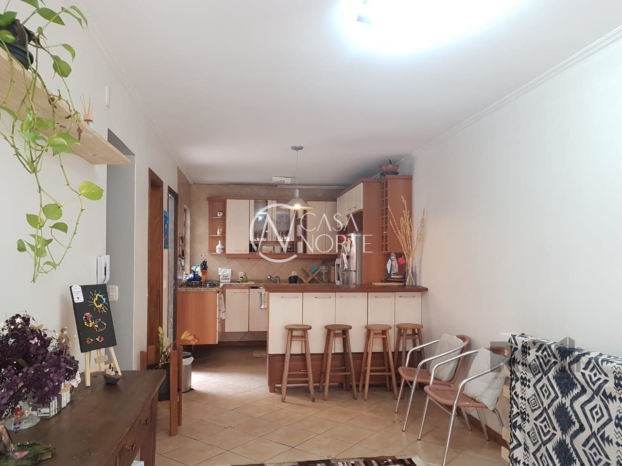 Casa de Condomínio à venda com 3 quartos, 95m², 1 vaga, Rua Humberto de Campos no bairro Partenon em Porto Alegre