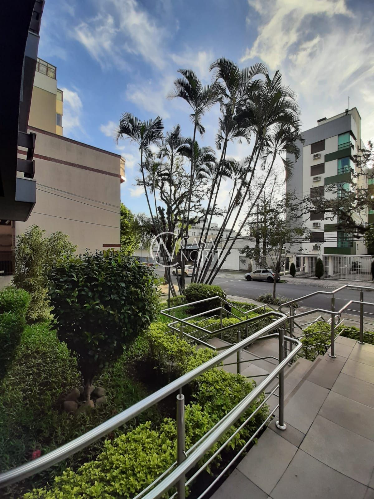 Apartamento à venda com 2 quartos, 73m², Rua Vicente da Fontoura no bairro Rio Branco em Porto Alegre