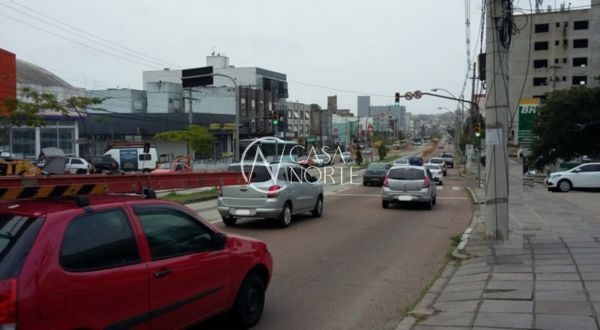 Terreno à venda  com 310m², Avenida Protásio Alves - de 3985 a 5059 - Lado Ímpar no bairro Bom Jesus em Porto Alegre