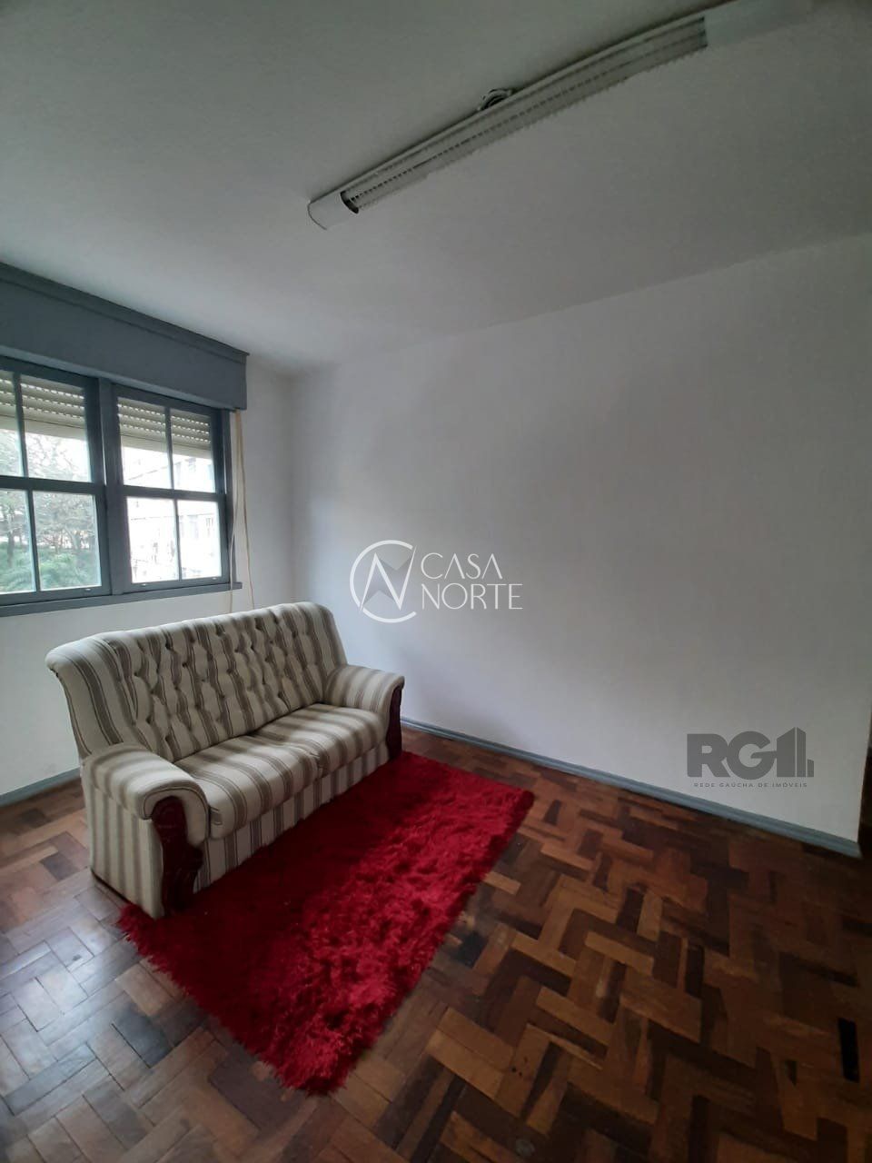Apartamento à venda com 1 quarto, 42m², 1 vaga, Rua Moyses Antunes da Cunha no bairro Santo Antônio em Porto Alegre