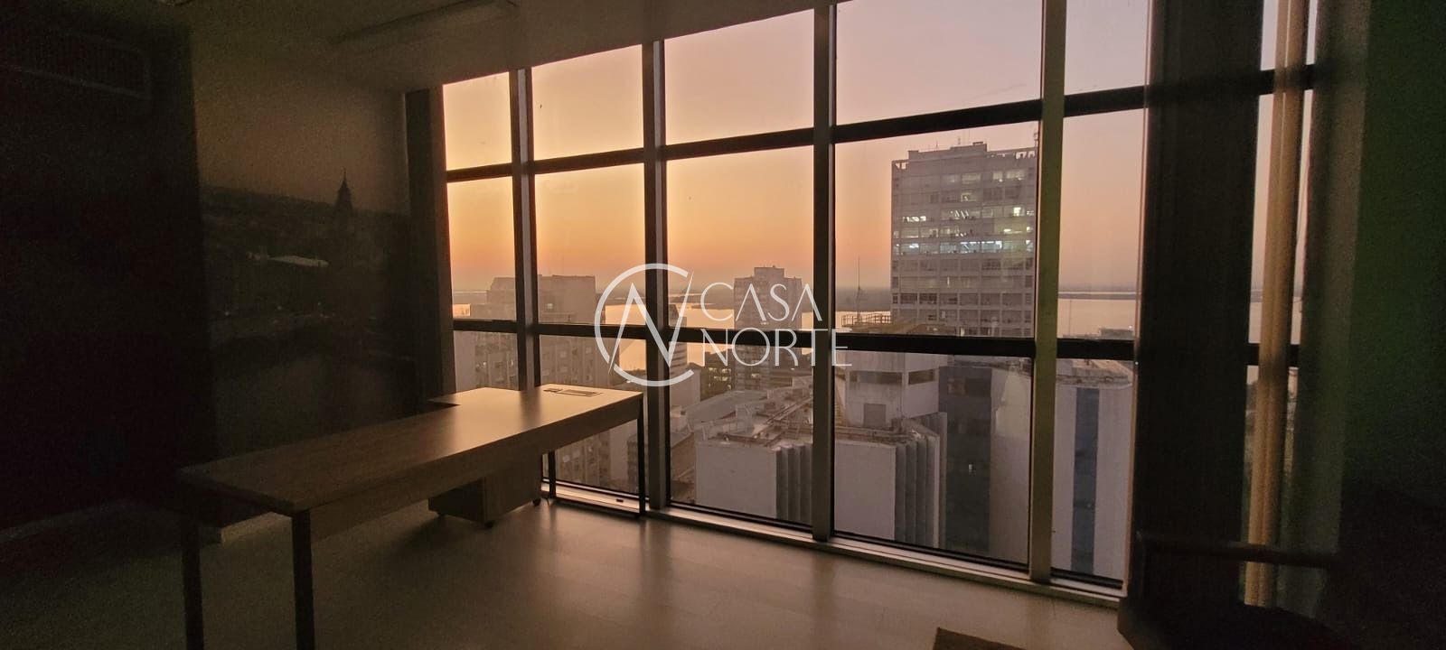 Sala Comercial à venda , 273m², Rua dos Andradas no bairro Centro Histórico em Porto Alegre