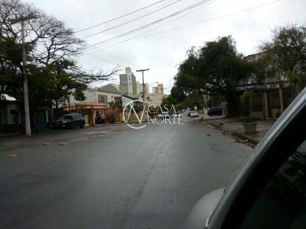 Terreno à venda  com 296m², Rua Euclydes da Cunha no bairro Partenon em Porto Alegre
