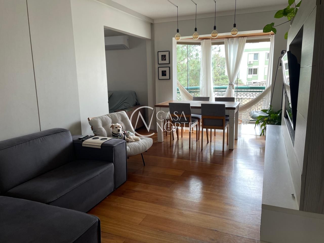 Apartamento à venda com 3 quartos, 93m², 1 suíte, 1 vaga, Rua São Manoel no bairro Rio Branco em Porto Alegre