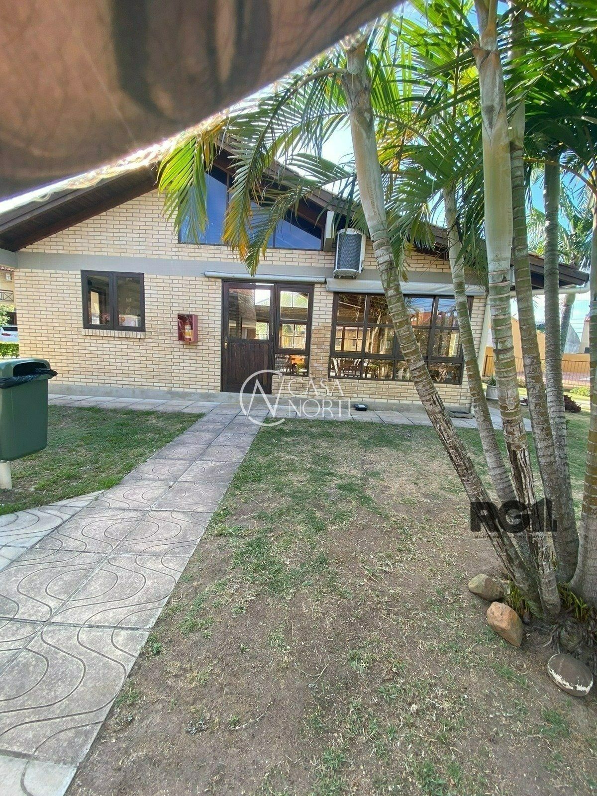 Terreno à venda  com 145m², Avenida Edgar Pires de Castro no bairro Hípica em Porto Alegre