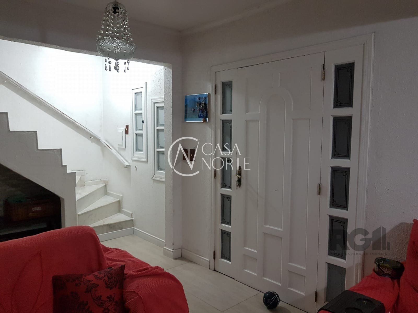Casa à venda com 4 quartos, 280m², 4 vagas, Rua Veador Porto no bairro Santana em Porto Alegre