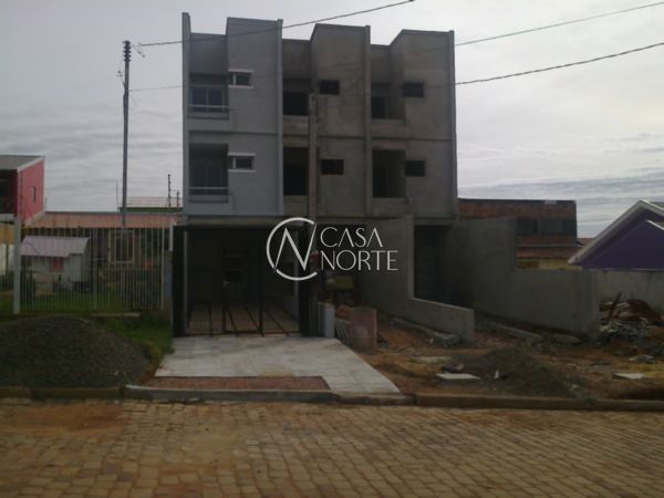 Casa à venda com 3 quartos, 132m², 3 suítes, 2 vagas, Rua Irma Teresilda Steffen no bairro Protásio Alves em Porto Alegre