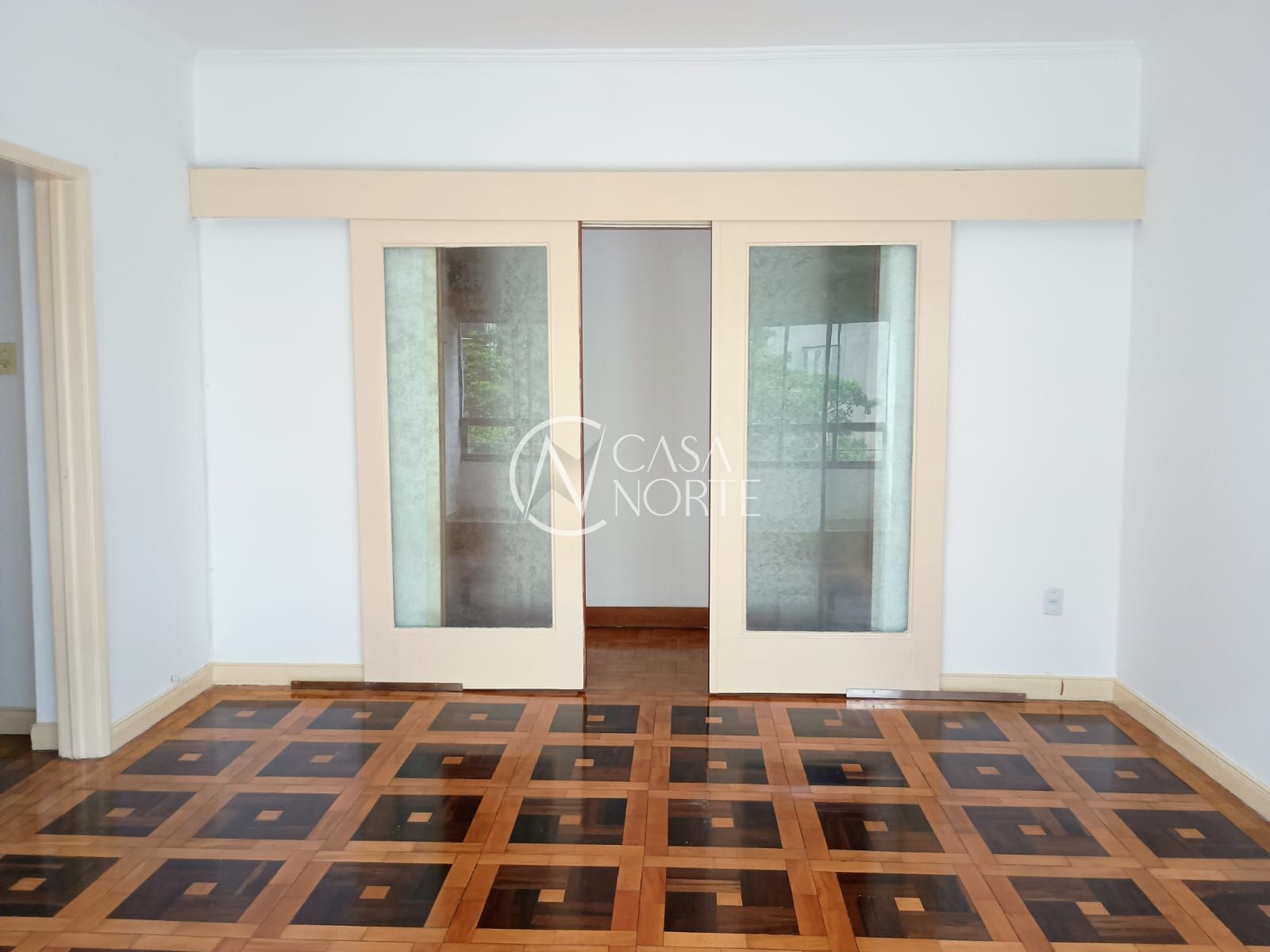 Apartamento à venda com 3 quartos, 85m², 1 vaga, Avenida Senador Salgado Filho no bairro Centro Histórico em Porto Alegre