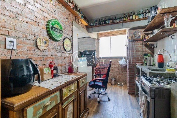 Apartamento à venda com 2 quartos, 69m², 1 vaga, Avenida Padre Cacique no bairro Praia de Belas em Porto Alegre