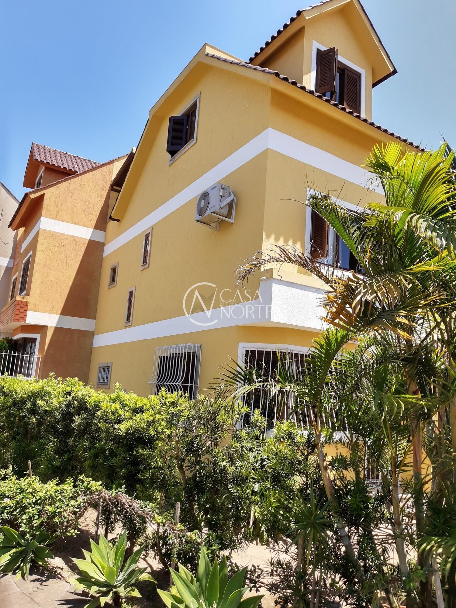 Casa à venda com 3 quartos, 155m², 1 suíte, 2 vagas, Rua Helio Felix Frey no bairro Espírito Santo em Porto Alegre