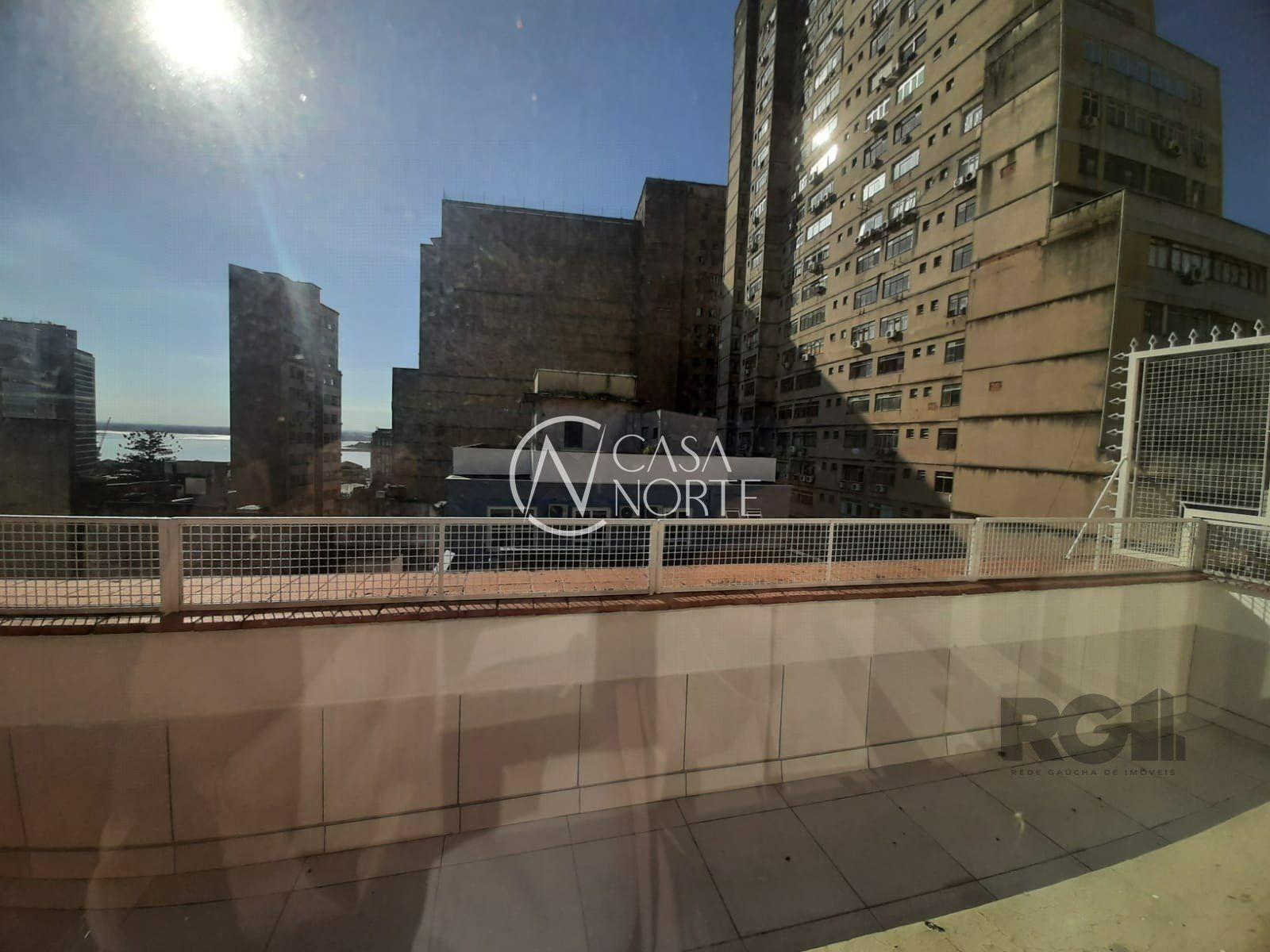 Sala Comercial à venda , 32m², Rua dos Andradas no bairro Centro Histórico em Porto Alegre