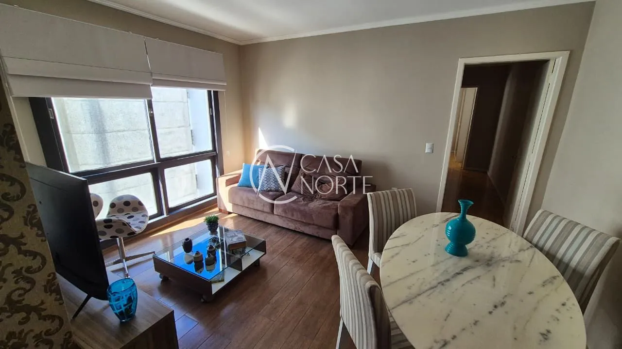 Apartamento à venda com 2 quartos, 63m², 1 vaga, Rua Felipe Neri no bairro Auxiliadora em Porto Alegre