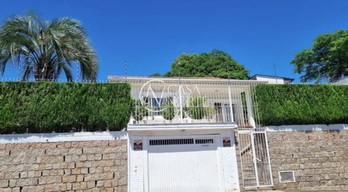 Casa à venda com 2 quartos, 163m², 1 suíte, 1 vaga, Rua Doutor Breno Dias de Castro no bairro Partenon em Porto Alegre