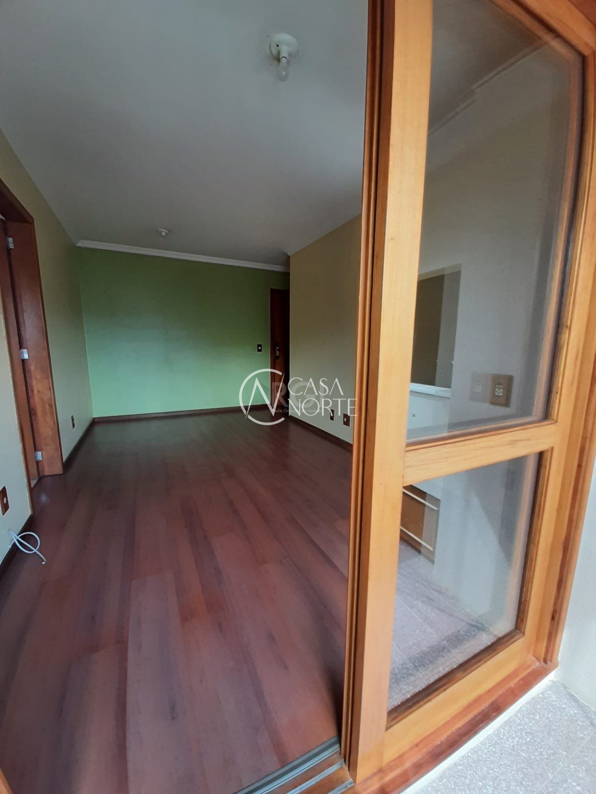 Apartamento à venda com 2 quartos, 59m², 1 vaga, Rua Monsenhor Veras no bairro Santana em Porto Alegre
