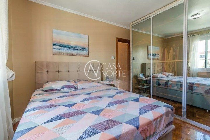 Apartamento à venda com 2 quartos, 69m², 1 vaga, Avenida Padre Cacique no bairro Praia de Belas em Porto Alegre